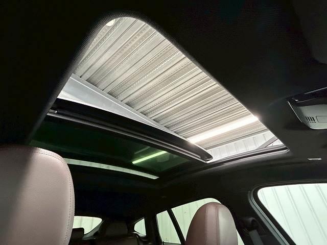 Ｘ４ ｘＤｒｉｖｅ　２０ｄ　Ｍスポーツ　サンルーフ／ＡｐｐｌｅＣａｒｐｌａｙ／全周囲カメラ／ＢＳＭ／バーチャルコックピット／フルセグ／クリアランスソナー／シートヒーター／Ｗエアコン／パワーシート／茶革シート／アダプティブクルコン／電動リア（3枚目）