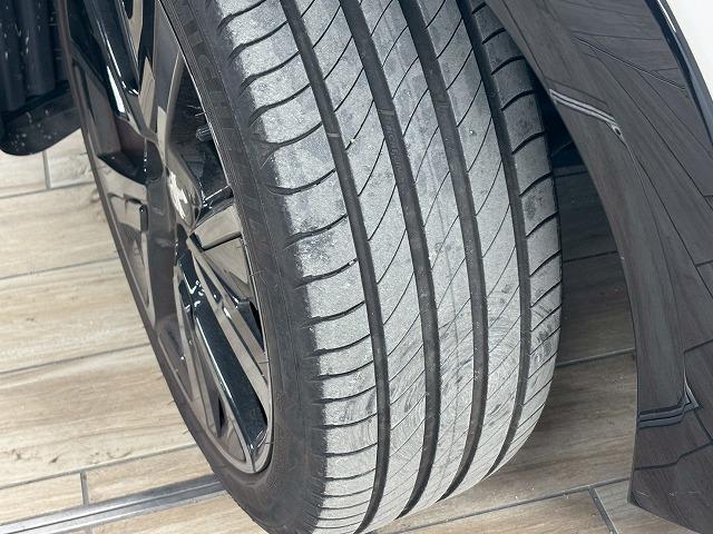 208 GT ガラスルーフ/AppleCarplay/レーンキープ/レーダークルーズコントロール/プッシュスタート/Bluetooth接続/LEDヘッドライト/デジタルインナーミラー/シートヒーター/(70枚目)