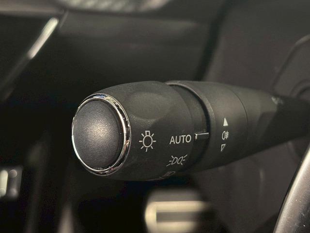 208 GT AppleCarPlay/アダプティブクルーズコントロール/パドルシフト/ステアリングスイッチ/ハーフレザ-シート/シートヒーター/バックモニター/革巻きハンドル/プッシュスタート/ETC/レーンキー(42枚目)