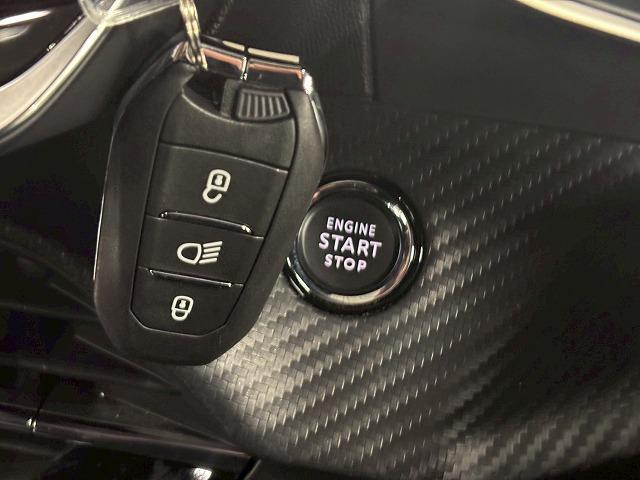 208 GT AppleCarPlay/アダプティブクルーズコントロール/パドルシフト/ステアリングスイッチ/ハーフレザ-シート/シートヒーター/バックモニター/革巻きハンドル/プッシュスタート/ETC/レーンキー(45枚目)