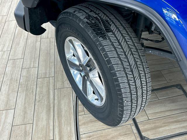 ジープ・ラングラーアンリミテッド ◆Unlimited Sahara RHD AppleCarplay/シートヒータ/アダクティブクルーズコントロール/ハンドルヒーター/ETC/アイドリングストップ/ブラインドスポットモニター/コーナーセンサー/ステアリングスイッチ(25枚目)