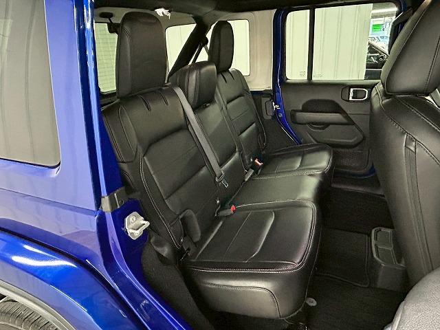 ジープ・ラングラーアンリミテッド ◆Unlimited Sahara RHD AppleCarplay/シートヒータ/アダクティブクルーズコントロール/ハンドルヒーター/ETC/アイドリングストップ/ブラインドスポットモニター/コーナーセンサー/ステアリングスイッチ(53枚目)
