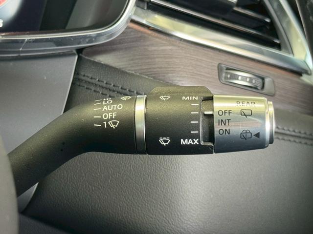 Fペイス D200 AppleCarplay/全周囲カメラ/シートヒーター/コールドクライメートパック/ステアリングヒーター/レーダークルーズコントロール/ブラインドスポットモニター/Bluetooth接続/パワーシート(35枚目)