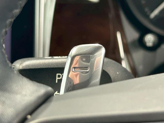 マカン ベースグレード AppleCarplay/全周囲カメラ/シートヒーター/ベージュレザーシート/シートクーラー/スポーツクロノパッケージ/ブラインドスポットモニター/レーダークルーズコントロール/ステアリングスイッチ(29枚目)