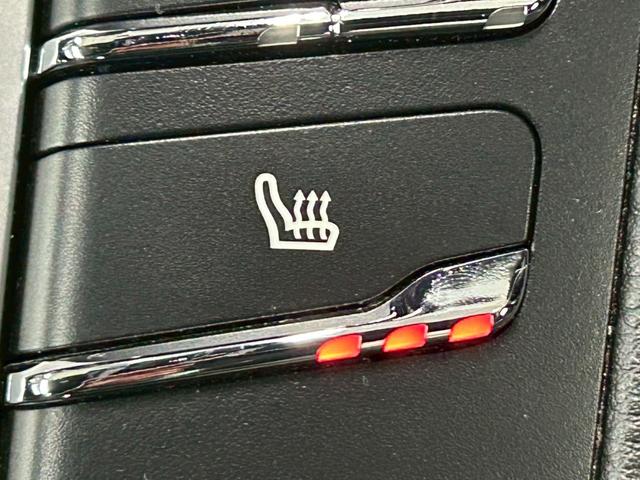 マカン ベースグレード パノラマサンルーフ/AppleCarplay/メーカーナビ/全周囲カメラ/シートヒーター/パワーシート/ハーフレザー/クルーズコントロール/パドルシフト/ステアリングスイッチ/パワーバックドア/ETC(41枚目)