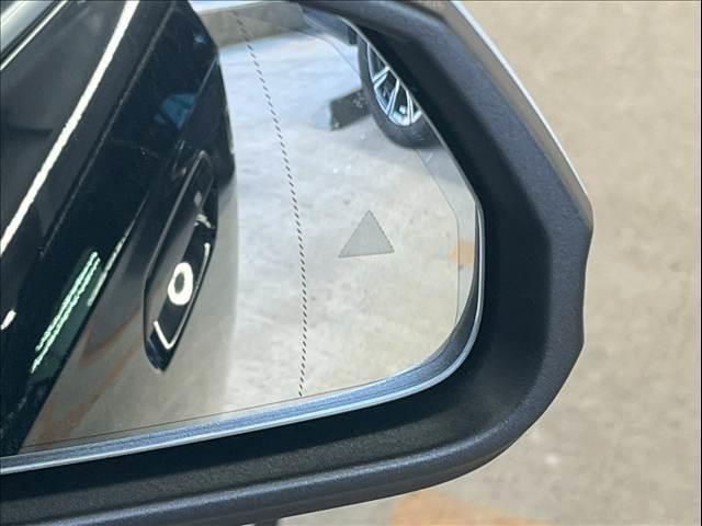 X1 xDrive 20d xLine テクノロジーPKG/HUD/BSM/シートヒーター/アンビエントライト/アップルカープレイ/全周囲カメラ/ブラインドアシスト/バーチャルコックピット/電動リアゲート/パワーシート/アダプティブクルコン(7枚目)