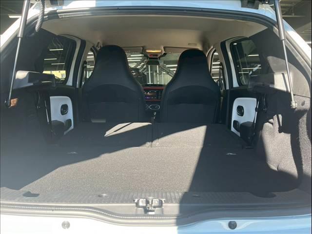 多彩なシートアレンジで広々としたラゲッジルームは日常・レジャーに活躍する事間違いなし。