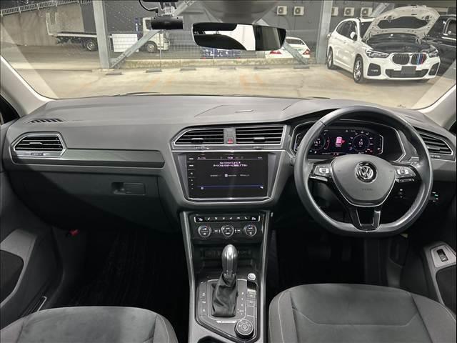 ティグアン ＴＤＩ　４モーション　ハイライン　ＡｐｐｌｅＣａｒｐｌａｙ／全周囲カメラ／メーカーナビ／フルセグテレビ／シートヒーター／アダプティブクルーズコントロール／ステアリングスイッチ／パドルシフト／パワーバックドア／プッシュスタート／（3枚目）