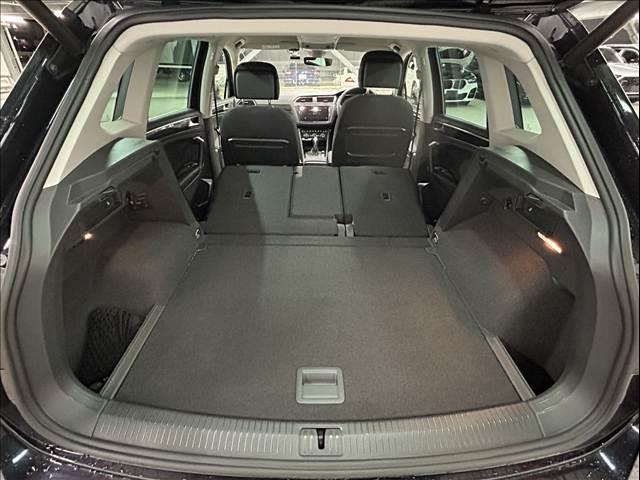 ティグアン ＴＤＩ　４モーション　ハイライン　ＡｐｐｌｅＣａｒｐｌａｙ／全周囲カメラ／メーカーナビ／フルセグテレビ／シートヒーター／アダプティブクルーズコントロール／ステアリングスイッチ／パドルシフト／パワーバックドア／プッシュスタート／（18枚目）