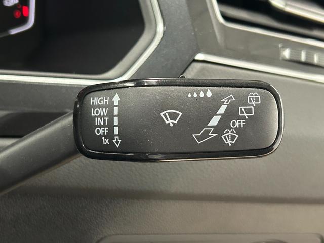 ティグアン ＴＤＩ　４モーション　ハイライン　ＡｐｐｌｅＣａｒｐｌａｙ／全周囲カメラ／メーカーナビ／フルセグテレビ／シートヒーター／アダプティブクルーズコントロール／ステアリングスイッチ／パドルシフト／パワーバックドア／プッシュスタート／（25枚目）