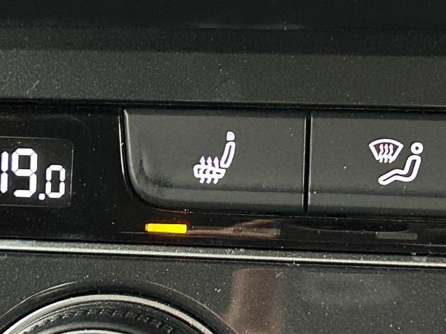 ティグアン ＴＤＩ　４モーション　ハイライン　ＡｐｐｌｅＣａｒｐｌａｙ／全周囲カメラ／メーカーナビ／フルセグテレビ／シートヒーター／アダプティブクルーズコントロール／ステアリングスイッチ／パドルシフト／パワーバックドア／プッシュスタート／（52枚目）