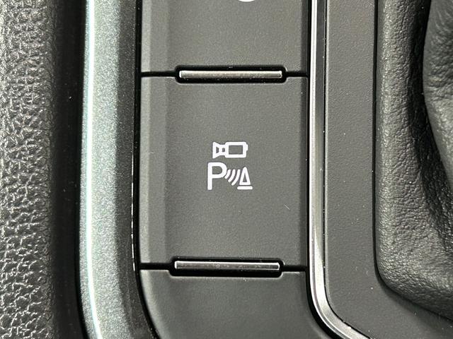 ティグアン ＴＤＩ　４モーション　ハイライン　ＡｐｐｌｅＣａｒｐｌａｙ／全周囲カメラ／メーカーナビ／フルセグテレビ／シートヒーター／アダプティブクルーズコントロール／ステアリングスイッチ／パドルシフト／パワーバックドア／プッシュスタート／（60枚目）