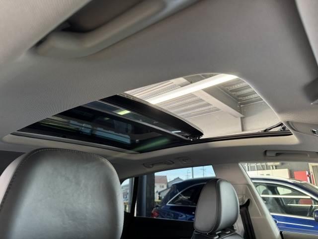 Ｑ８ ５５　ＴＦＳＩｑｕａｔｔｒｏｄｅｂｕｔｐａｃｋａｇｅ　パノラマサンルーフ／全周囲カメラ／メーカーナビ／フルセグテレビ／シートヒーター／ベンチレーション／アダプティブクルーズコントロール／パワーバックドア／ＢＡＮＧ＆ＯＬＵＦＦＤＥＮ／バーチャルコックピット（6枚目）