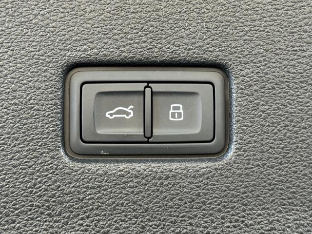 Ｑ８ ５５　ＴＦＳＩｑｕａｔｔｒｏｄｅｂｕｔｐａｃｋａｇｅ　パノラマサンルーフ／全周囲カメラ／メーカーナビ／フルセグテレビ／シートヒーター／ベンチレーション／アダプティブクルーズコントロール／パワーバックドア／ＢＡＮＧ＆ＯＬＵＦＦＤＥＮ／バーチャルコックピット（51枚目）