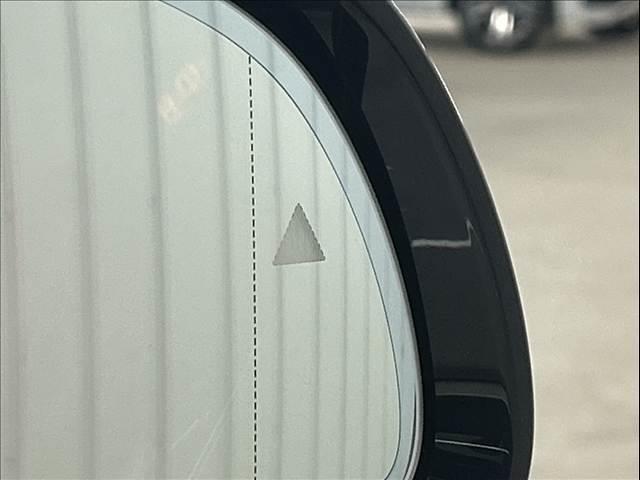 Ｘ３ ディーゼル　ｘＤｒｉｖｅ　２０ｄ　ｘＬｉｎｅ　ＲＨＤ　茶革／シートヒーター／アダプティブクルコン／クリアランスソナー／ブラインドアシスト／フルセグ／電動リアゲート／ヘッドアップディスプレイ／スマートキー／Ｗエアコン／パワーシート／全周囲カメラ／ＬＥＤ（10枚目）