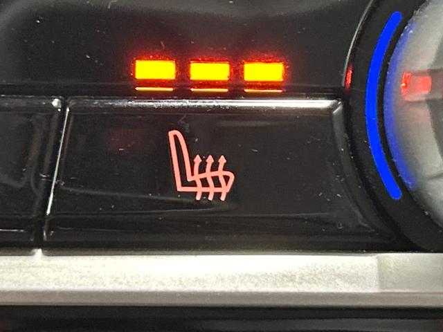 Ｘ３ ディーゼル　ｘＤｒｉｖｅ　２０ｄ　ｘＬｉｎｅ　ＲＨＤ　茶革／シートヒーター／アダプティブクルコン／クリアランスソナー／ブラインドアシスト／フルセグ／電動リアゲート／ヘッドアップディスプレイ／スマートキー／Ｗエアコン／パワーシート／全周囲カメラ／ＬＥＤ（33枚目）