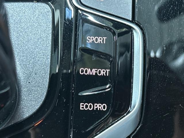 Ｘ３ ディーゼル　ｘＤｒｉｖｅ　２０ｄ　ｘＬｉｎｅ　ＲＨＤ　茶革／シートヒーター／アダプティブクルコン／クリアランスソナー／ブラインドアシスト／フルセグ／電動リアゲート／ヘッドアップディスプレイ／スマートキー／Ｗエアコン／パワーシート／全周囲カメラ／ＬＥＤ（40枚目）