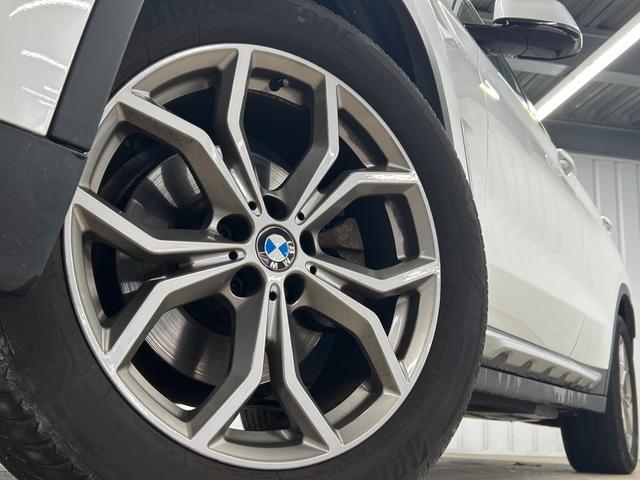 Ｘ３ ディーゼル　ｘＤｒｉｖｅ　２０ｄ　ｘＬｉｎｅ　ＲＨＤ　茶革／シートヒーター／アダプティブクルコン／クリアランスソナー／ブラインドアシスト／フルセグ／電動リアゲート／ヘッドアップディスプレイ／スマートキー／Ｗエアコン／パワーシート／全周囲カメラ／ＬＥＤ（75枚目）