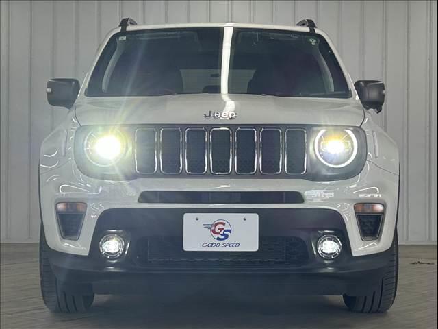ジープ・レネゲード リミテッド 純正ナビ/フルセグTV/Bluetooth/バックカメラ/AppleCarplay/アンドロイドオート/黒革/シートヒーター/ステアリングヒーター/ブラインドスポットモニター/LEDヘッドライト(13枚目)