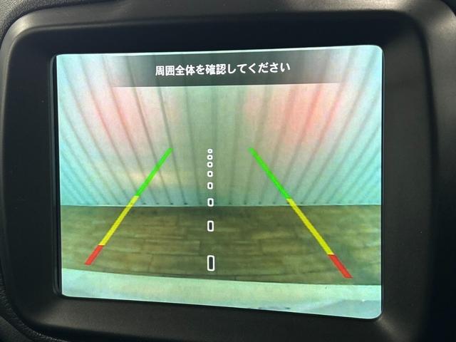 ジープ・レネゲード リミテッド 純正ナビ/フルセグTV/Bluetooth/バックカメラ/AppleCarplay/アンドロイドオート/黒革/シートヒーター/ステアリングヒーター/ブラインドスポットモニター/LEDヘッドライト(36枚目)