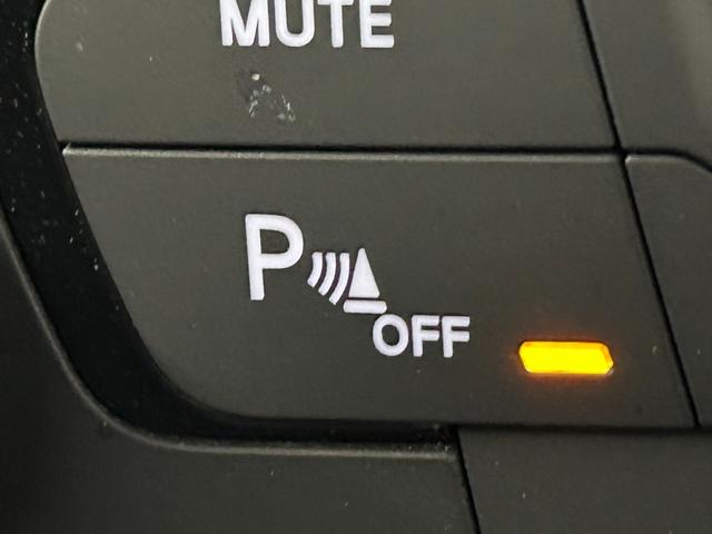 ジープ・レネゲード リミテッド 純正ナビ/フルセグTV/Bluetooth/バックカメラ/AppleCarplay/アンドロイドオート/黒革/シートヒーター/ステアリングヒーター/ブラインドスポットモニター/LEDヘッドライト(47枚目)