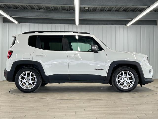 ジープ・レネゲード リミテッド 純正ナビ/フルセグTV/Bluetooth/バックカメラ/AppleCarplay/アンドロイドオート/黒革/シートヒーター/ステアリングヒーター/ブラインドスポットモニター/LEDヘッドライト(65枚目)