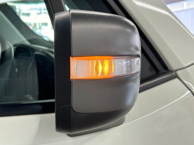 ジープ・レネゲード リミテッド 純正ナビ/フルセグTV/Bluetooth/バックカメラ/AppleCarplay/アンドロイドオート/黒革/シートヒーター/ステアリングヒーター/ブラインドスポットモニター/LEDヘッドライト(72枚目)