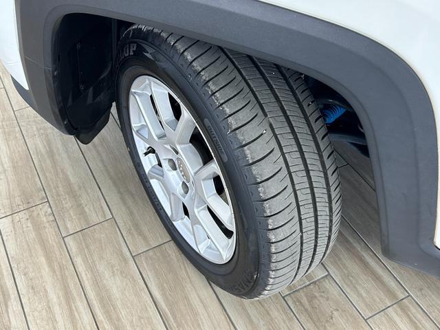 ジープ・レネゲード リミテッド 純正ナビ/フルセグTV/Bluetooth/バックカメラ/AppleCarplay/アンドロイドオート/黒革/シートヒーター/ステアリングヒーター/ブラインドスポットモニター/LEDヘッドライト(75枚目)