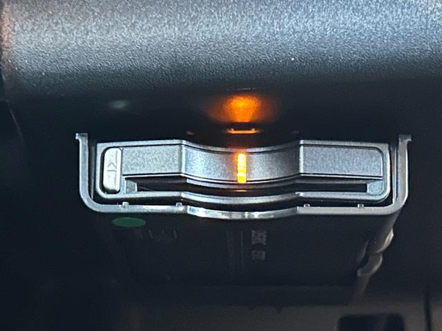 ＸＣ９０ Ｔ６　ＡＷＤ　インスクリプション　純正ナビ／フルセグＴＶ／Ｂｌｕｅｔｏｏｔｈ／全周囲カメラ／ＡｐｐｌｅＣａｒｐｌａｙ／アンドロイドオートハーマンカードン／茶革／シートヒーター／ベンチレーション／ステアリングヒーター／ＬＥＤヘッドライト（51枚目）