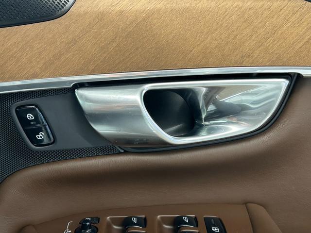 ＸＣ９０ Ｔ６　ＡＷＤ　インスクリプション　純正ナビ／フルセグＴＶ／Ｂｌｕｅｔｏｏｔｈ／全周囲カメラ／ＡｐｐｌｅＣａｒｐｌａｙ／アンドロイドオートハーマンカードン／茶革／シートヒーター／ベンチレーション／ステアリングヒーター／ＬＥＤヘッドライト（52枚目）
