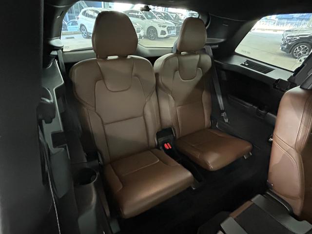 ＸＣ９０ Ｔ６　ＡＷＤ　インスクリプション　純正ナビ／フルセグＴＶ／Ｂｌｕｅｔｏｏｔｈ／全周囲カメラ／ＡｐｐｌｅＣａｒｐｌａｙ／アンドロイドオートハーマンカードン／茶革／シートヒーター／ベンチレーション／ステアリングヒーター／ＬＥＤヘッドライト（61枚目）