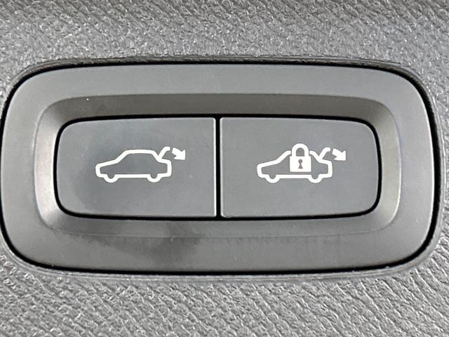 ＸＣ９０ Ｔ６　ＡＷＤ　インスクリプション　純正ナビ／フルセグＴＶ／Ｂｌｕｅｔｏｏｔｈ／全周囲カメラ／ＡｐｐｌｅＣａｒｐｌａｙ／アンドロイドオートハーマンカードン／茶革／シートヒーター／ベンチレーション／ステアリングヒーター／ＬＥＤヘッドライト（64枚目）