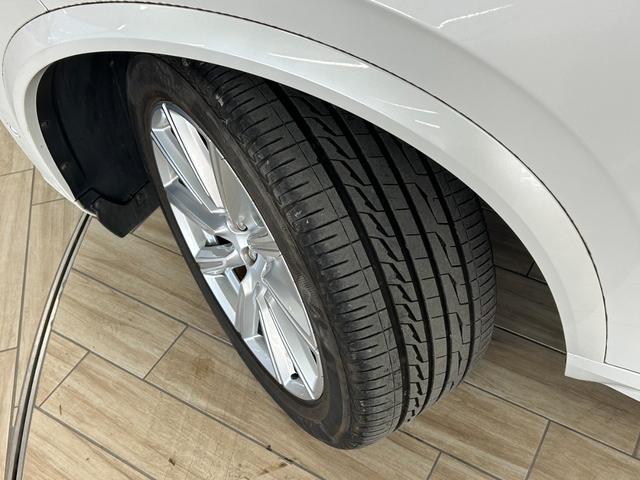 ＸＣ９０ Ｔ６　ＡＷＤ　インスクリプション　純正ナビ／フルセグＴＶ／Ｂｌｕｅｔｏｏｔｈ／全周囲カメラ／ＡｐｐｌｅＣａｒｐｌａｙ／アンドロイドオートハーマンカードン／茶革／シートヒーター／ベンチレーション／ステアリングヒーター／ＬＥＤヘッドライト（76枚目）
