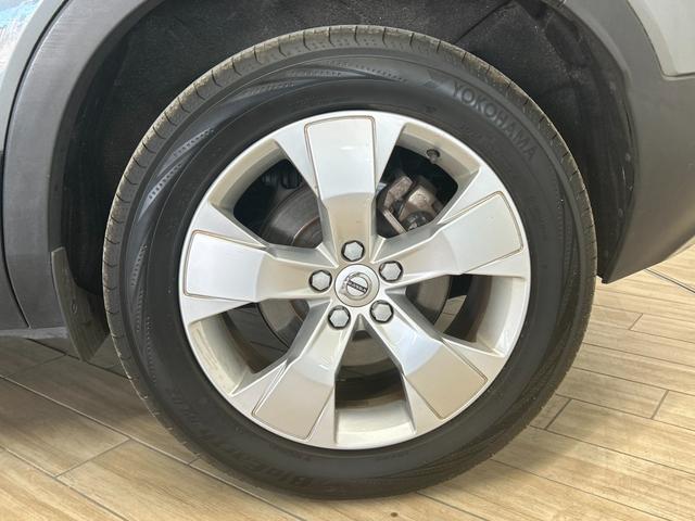 XC40 T4 モメンタム 純正ナビ/フルセグTV/Bluetooth/全周囲カメラ/AppleCarplay/アンドロイドオート/シートヒーター/電動リアゲート/パワーシート/アダプティブクルーズコントロール(21枚目)