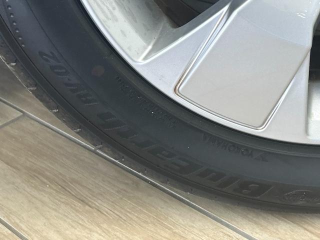 XC40 T4 モメンタム 純正ナビ/フルセグTV/Bluetooth/全周囲カメラ/AppleCarplay/アンドロイドオート/シートヒーター/電動リアゲート/パワーシート/アダプティブクルーズコントロール(22枚目)