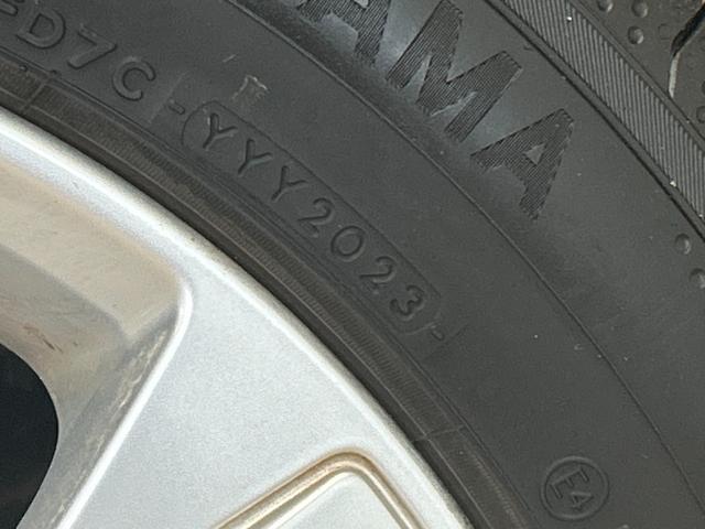 XC40 T4 モメンタム 純正ナビ/フルセグTV/Bluetooth/全周囲カメラ/AppleCarplay/アンドロイドオート/シートヒーター/電動リアゲート/パワーシート/アダプティブクルーズコントロール(24枚目)