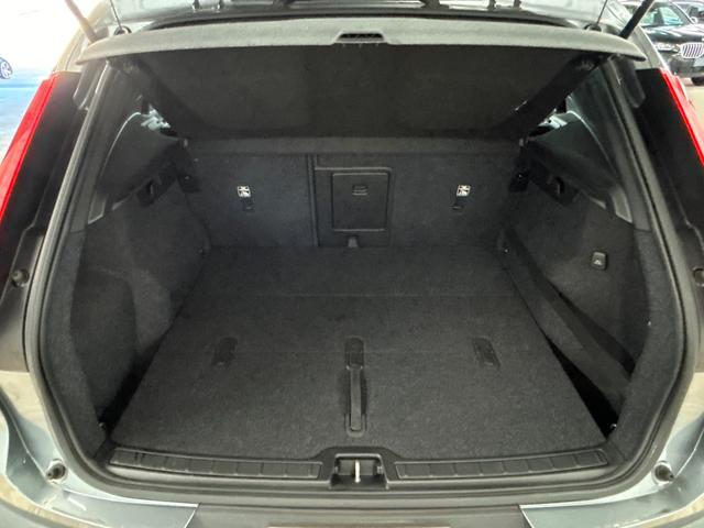 XC40 T4 モメンタム 純正ナビ/フルセグTV/Bluetooth/全周囲カメラ/AppleCarplay/アンドロイドオート/シートヒーター/電動リアゲート/パワーシート/アダプティブクルーズコントロール(40枚目)