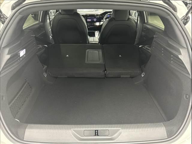 多彩なシートアレンジで広々としたラゲッジルームは日常・レジャーに活躍する事間違いなし。