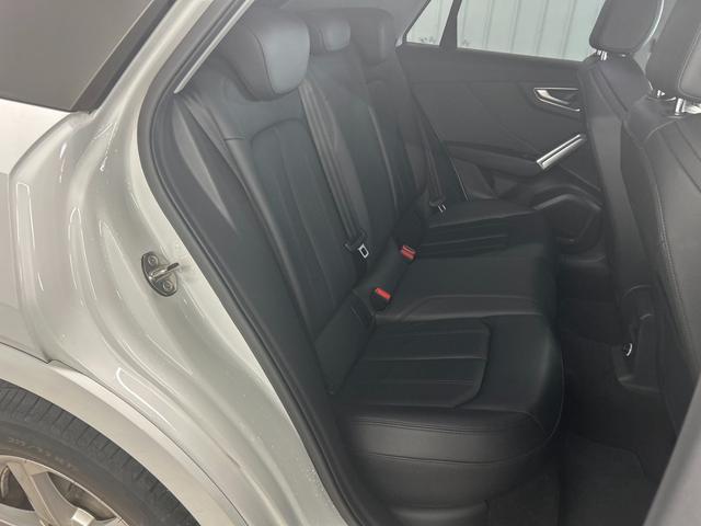 Ｑ２ １．０ＴＦＳＩスポーツ　ＡｐｐｌｅＣａｒｐｌａｙ／シートヒータ－／／ブラインドスポットモニター／電動リアゲート／アダクティブクルーズコントロール／レザーシート／アイドリングストップ／ＬＥＤヘッドライト／純正アルミ／（72枚目）