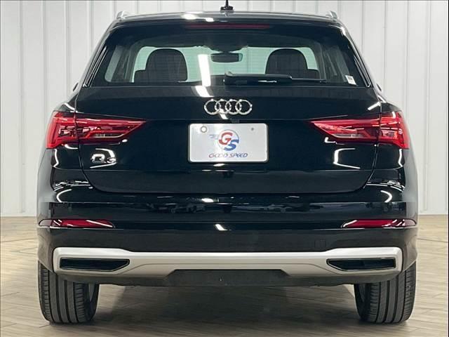 Ｑ３ ３５　ＴＦＳＩ　ａｄｖａｎｃｅｄ　全周囲カメラ／メーカーナビ／コンビニエンス＆アシスタンスＰＫＧ／アダプティブクルーズコントロール／ステアリングスイッチ／シートヒーター／パワーシート／パワーバックドア／バーチャルコックピット／ＥＴＣ（14枚目）