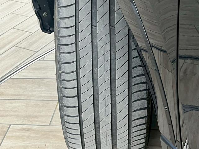 Ｑ３ ３５　ＴＦＳＩ　ａｄｖａｎｃｅｄ　全周囲カメラ／メーカーナビ／コンビニエンス＆アシスタンスＰＫＧ／アダプティブクルーズコントロール／ステアリングスイッチ／シートヒーター／パワーシート／パワーバックドア／バーチャルコックピット／ＥＴＣ（27枚目）