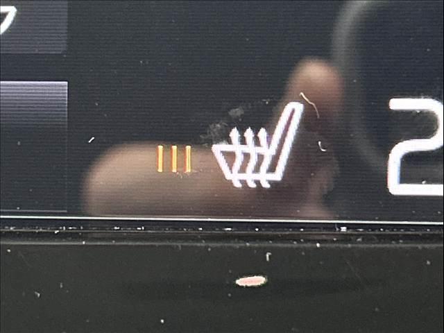 XC40 T4 モメンタム 純正ナビ/フルセグTV/Bluetooth/全周囲カメラ/AppleCarplay/アンドロイドオート/アダプティブクルーズコントロール/シートヒーター/パワーシート/電動リアゲート/LEDヘッド(10枚目)