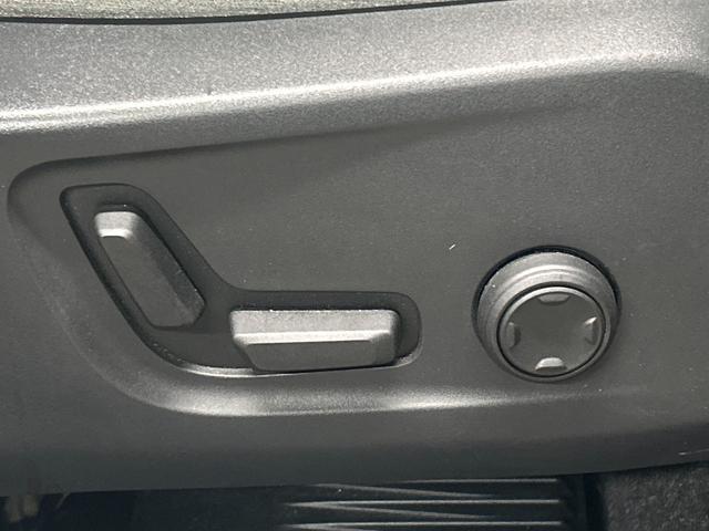 XC40 T4 モメンタム 純正ナビ/フルセグTV/Bluetooth/全周囲カメラ/AppleCarplay/アンドロイドオート/アダプティブクルーズコントロール/シートヒーター/パワーシート/電動リアゲート/LEDヘッド(51枚目)