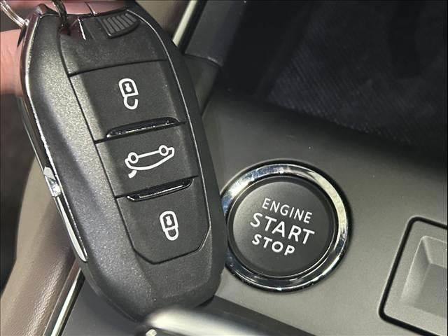 Ｃ５エアクロス ＳＨＩＮＥ　ナッパレザーパッケージ　サンルーフ／シートヒータ－／電動リアゲート／ブラインドスポットモニター／シャインナッパレザーＰＫＧ／パワーシート／アイドリングストップ／コーナーセンサー／ＬＥＤヘッドライト／アップルカープレイ（10枚目）