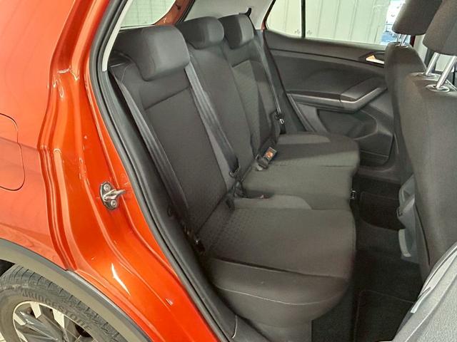 Ｔ－クロス ＴＳＩ　１ｓｔ　特別仕様車／純正ナビ／フルセグＴＶ／バックカメラ／Ｂｌｕｅｔｏｏｔｈ／ＡｐｐｌｅＣａｒｐｌａｙ／アンドロイドオート／アダプティブクルーズコントロール／ブラインドスポットモニター／ＬＥＤヘッドライト（34枚目）