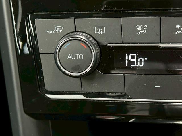 Ｔ－クロス ＴＳＩ　１ｓｔ　特別仕様車／純正ナビ／フルセグＴＶ／バックカメラ／Ｂｌｕｅｔｏｏｔｈ／ＡｐｐｌｅＣａｒｐｌａｙ／アンドロイドオート／アダプティブクルーズコントロール／ブラインドスポットモニター／ＬＥＤヘッドライト（45枚目）