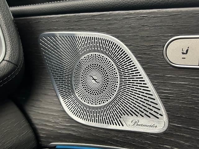 GLS GLS400d 4マチック AMGライン サンルーフ/全周囲カメラ/ブルメスター/GLS Eアクティブボディコントロール/レーダークルーズコントロール/アンビエントライト/ブラインドスポットモニタ/パワーシート/パワーバックドア/シートヒータ(9枚目)