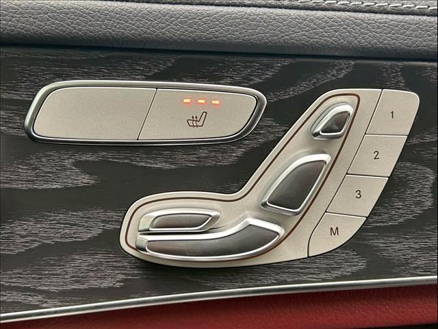 ＧＬＣ ＧＬＣ２２０ｄ　４マチック　クーペ　ＡＭＧライン　レザーエクスクルーシブパッケージ／メーカーナビ／全周囲カメラ／フルセグＴＶ／Ｂｌｕｅｔｏｏｔｈ／赤黒レザーシート／サンルーフ／ブルメスターサウンド／電動リアゲート／ブラインドスポットモニター（10枚目）