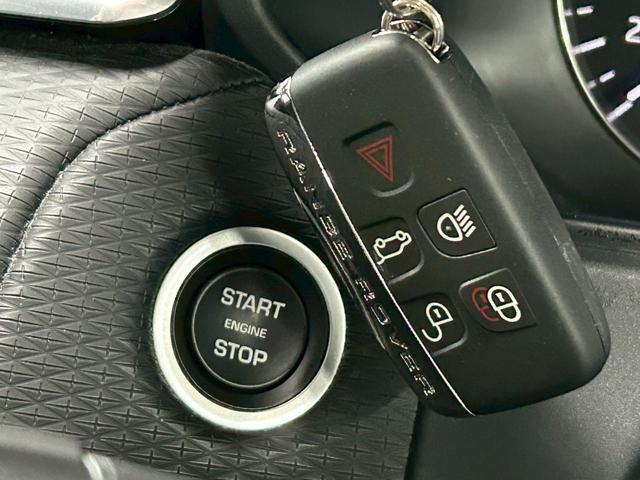 レンジローバーヴェラール ベースグレード 180PS AppleCarplay/フルセグテレビ/アダプティブクルーズコントロール/パドルシフト/シートヒーター/パワーシート/全周囲カメラ/パワーバックドア/クリアランスソナー/革巻きハンドル/ETC車載器(64枚目)