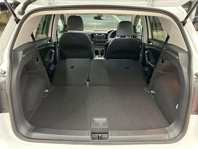 Ｔ－クロス ＴＳＩ　スタイル　テクノロジーＰＫＧ／メーカーナビ／バックカメラ／Ｂｌｕｅｔｏｏｔｈ／ＡｐｐｌｅＣａｒｐｌａｙ／アンドロイドオート／アダプティブクルーズコントロール／ブラインドスポットモニター／ＬＥＤヘッドライト（38枚目）